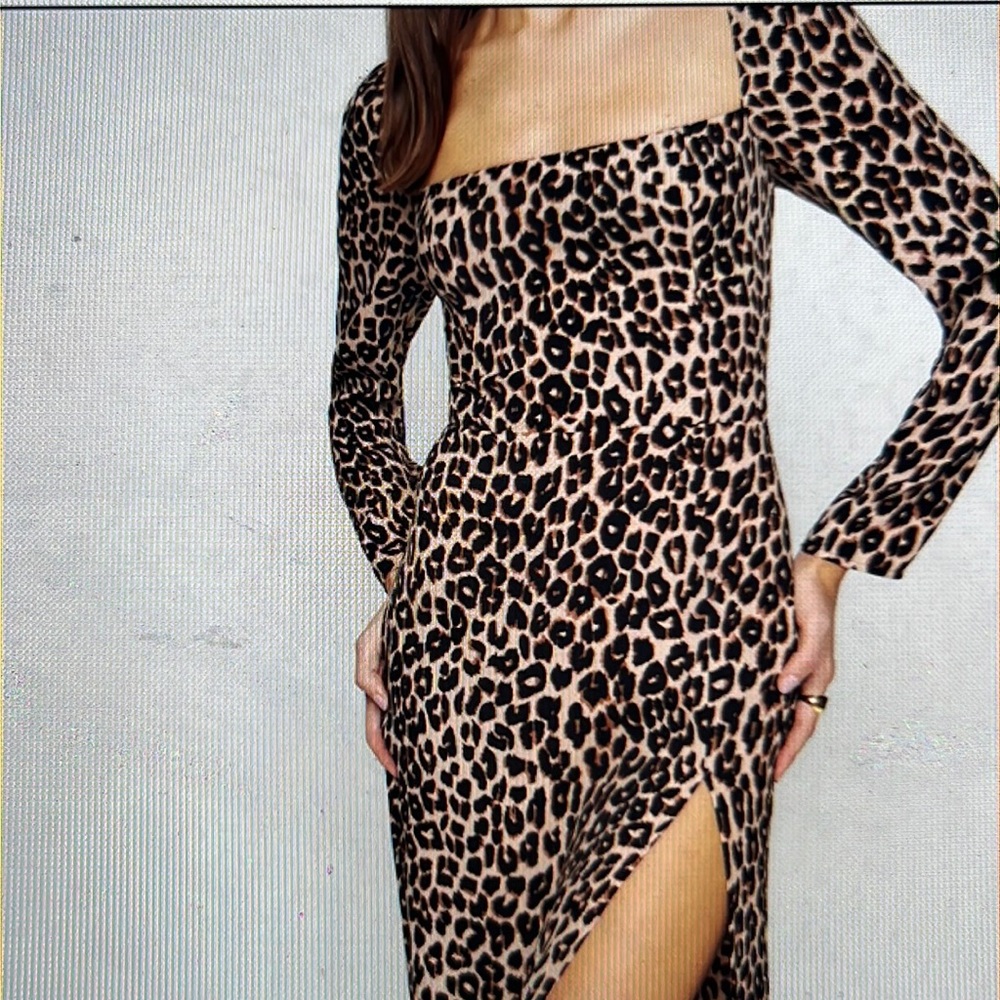 Reformation Peyton Dress - perfect for summer weddings!